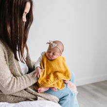 Load image into Gallery viewer, Muslin Bamboo Burp Cloths (3 pack)