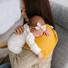 Load image into Gallery viewer, Muslin Bamboo Burp Cloths (3 pack)