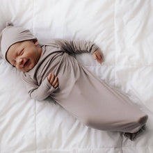 Load image into Gallery viewer, Ribbed Knotted Gown Set with Hat