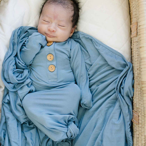 BABY GIFT BOX ITEM - Baby Knot Gown - A Mama's Lullaby